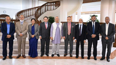 নির্বাচনের প্রস্তুতি সম্পর্কে প্রধান উপদেষ্টাকে অবহিত করলেন সিইসি নির্বাচনের প্রস্তুতি সম্পর্কে প্রধান উপদেষ্টাকে অবহিত করলেন সিইসি