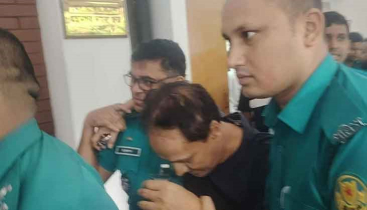 রিমান্ডের আদেশ শুনে কাঠগড়ায় বেহুশ মার্কিন নাগরিক এনায়েত