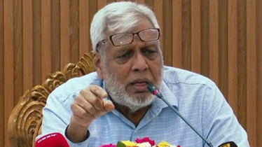 ‘রাজনীতিবিদ-আমলা কেউই দুর্নীতি বন্ধ হোক চায় না’