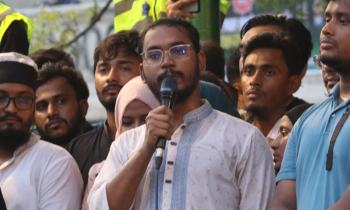 ‘এক চাঁদাবাজ খেদাই আরেক চাঁদাবাজ হাজির হয়’