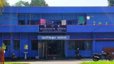 মেঘনায় কোস্টগার্ড সদস্যের মাথা ফাটালো জেলেরা