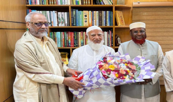 জামায়াতে ইসলামী দেশদ্রোহী নয়, দেশপ্রেমিক দল: আখতারুজ্জামান জামায়াতে ইসলামী দেশদ্রোহী নয়, দেশপ্রেমিক দল: আখতারুজ্জামান