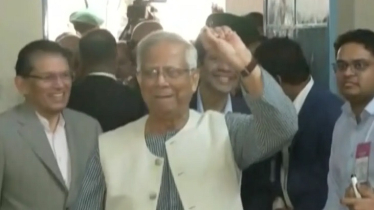 ভোট দিলেন প্রধান উপদেষ্টা