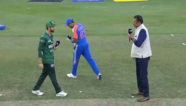 আজও হাত মেলাননি ভারত-পাকিস্তান অধিনায়ক!
