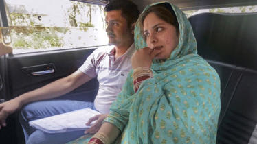 পাকিস্তানি নারীকে বিয়ে করল ভারতীয় সেনা, অত:পর... 