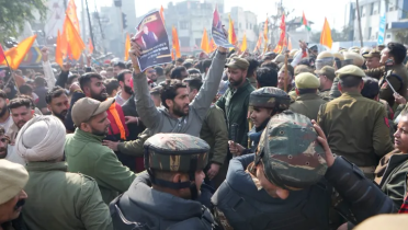 মুসলিম শিক্ষার্থী ভর্তি হওয়ায় মেডিকেল কলেজ বন্ধ করল ভারত