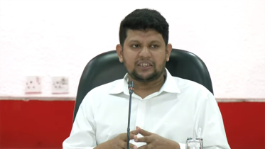 ‘রাজনৈতিক চাপে পদ নিয়ে শঙ্কায় আছি’