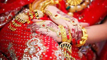 নববধূকে দলবদ্ধ ধর্ষণ, স্বামী কারাগারে, বন্ধুরা মুক্ত!