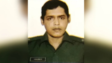 ফেসবুক লাইভে করায় চাকরি হারালেন এসপি