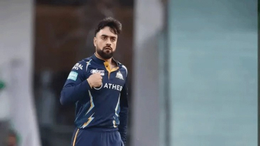 লজ্জার রেকর্ড গড়লেন রশিদ খান 