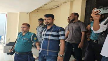রাবির ৩ আওয়ামী কর্মকর্তা গ্রেফতার 