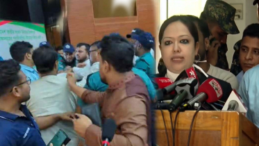 ইসির শুনানিকালে বিএনপির দুই পক্ষের মারামারি