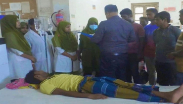 সাতক্ষীরা সীমান্তে বিএসএফ’র গুলিতে বাংলাদেশি কৃষক আহত