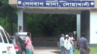 মায়ের চোখের সামনে ট্রাক কেড়ে নিল শিশুর প্রাণ