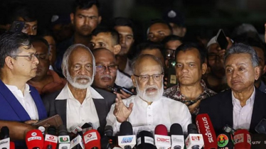 বৈঠকে তিন উপদেষ্টার পদত্যাগ চেয়েছে বিএনপি