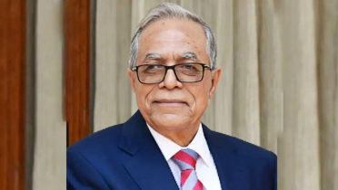 মধ্যরাতে দেশ ছাড়লেন সাবেক রাষ্ট্রপতি আবদুল হামিদ