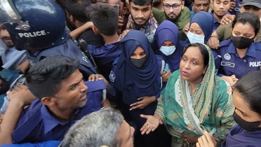 অবশেষে গ্রেফতার হলেন সেলিনা হায়াৎ আইভী