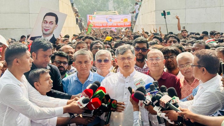‘ফ্যাসিবাদবিরোধী ঐক্য অটুট রাখতে চায় বিএনপি’ ‘ফ্যাসিবাদবিরোধী ঐক্য অটুট রাখতে চায় বিএনপি’