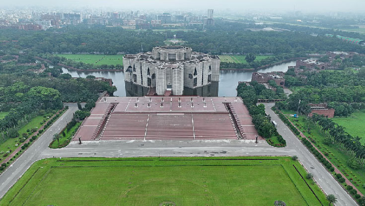প্রধানমন্ত্রী হিসেবে তারেক রহমানের অভিষেক আজ
