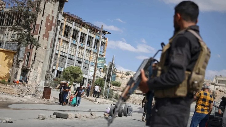 সিরিয়ান সেনাদের সঙ্গে কুর্দি বাহিনীর সংঘর্ষ, আলেপ্পোতে কারফিউ