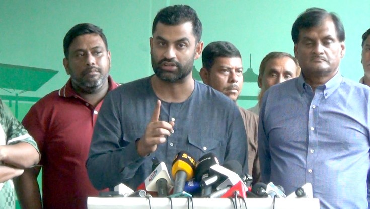 বিসিবি নির্বাচন থেকে সরে দাঁড়ালেন তামিম