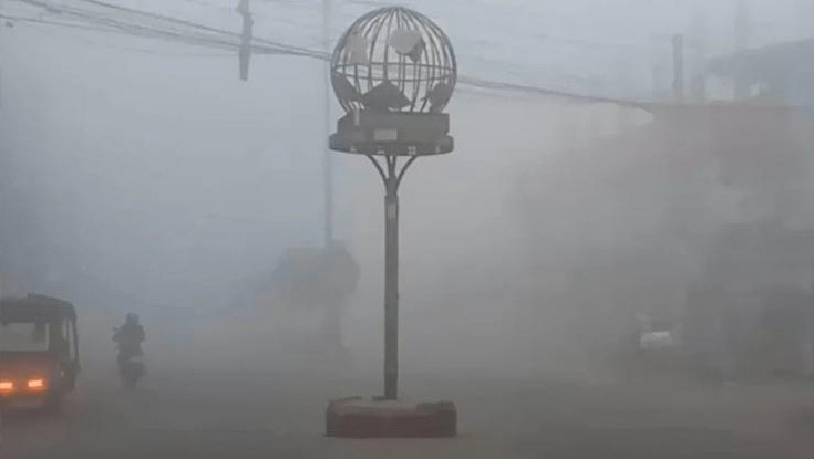 শীতে কাঁপছে ঠাকুরগাঁও, বিপাকে শ্রমজীবীরা