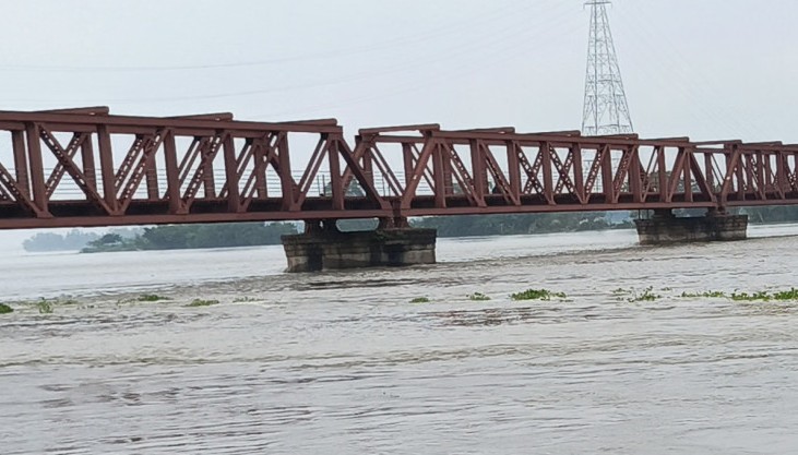তিস্তার পানি বিপৎসীমার ওপরেই