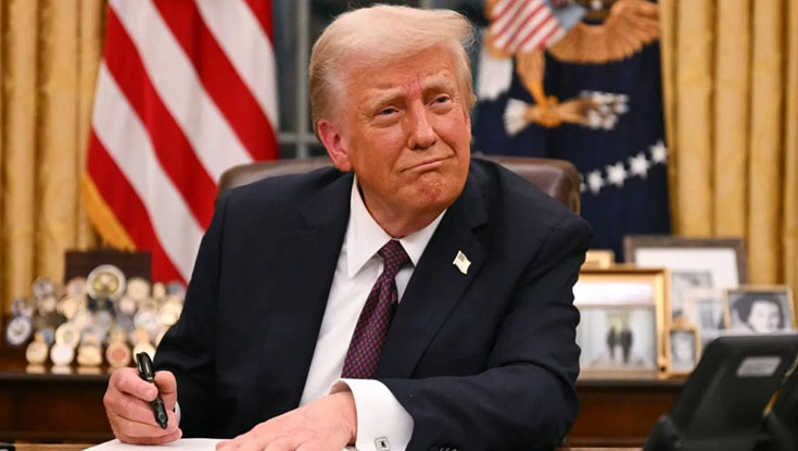 হরমুজ প্রণালিকে ‘ট্রাম্প প্রণালি’ বললেন মার্কিন প্রেসিডেন্ট