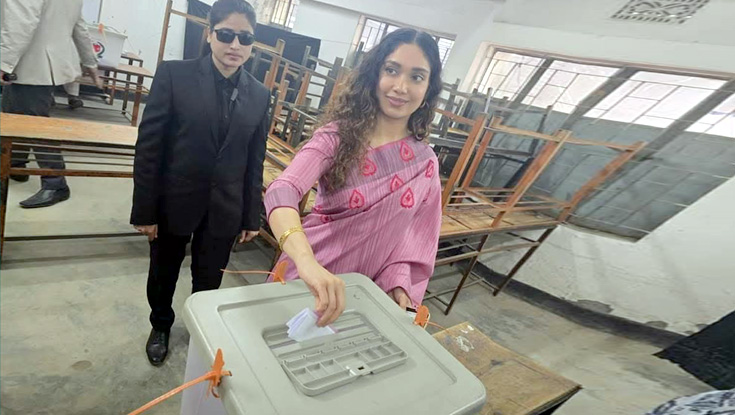 প্রথমবার ভোট দিলেন জাইমা রহমান