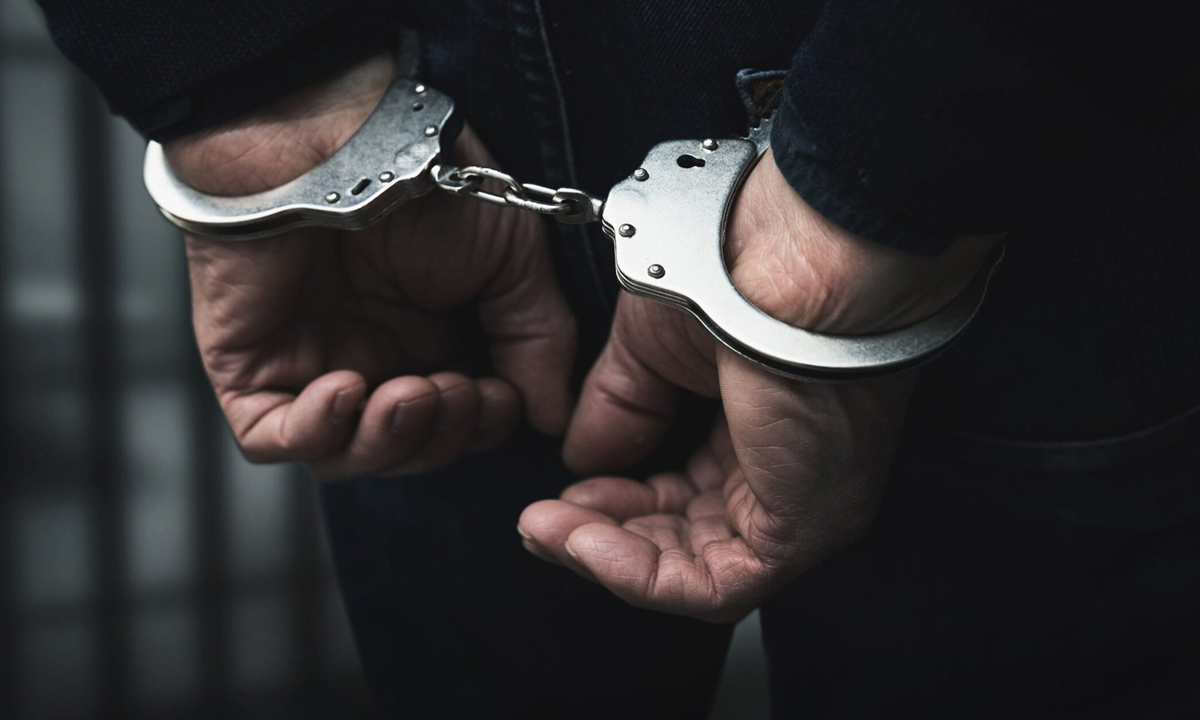 আ. লীগের ঝটিকা মিছিল থেকে আটক ৩০ আ. লীগের ঝটিকা মিছিল থেকে আটক ৩০