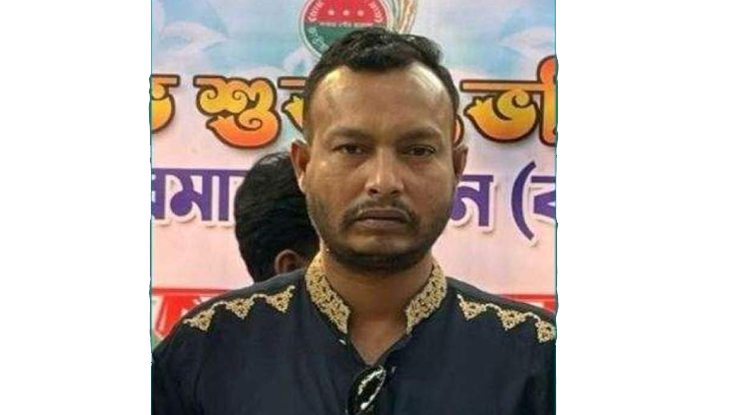 চাঁদা না পেয়ে ডাব লুট করলো ছাত্রদল নেতা