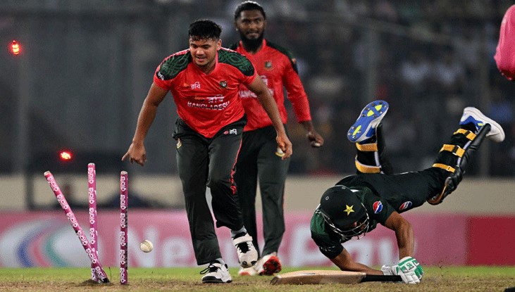 তাসকিন-মোস্তাফিজের গতিতে ১১০ রানে থামল পাকিস্তান
