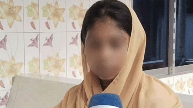 ছাত্রলীগ নেতাকে বিয়ের দাবিতে বৈষম্যবিরোধী নেত্রীর অনশন! ছাত্রলীগ নেতাকে বিয়ের দাবিতে বৈষম্যবিরোধী নেত্রীর অনশন!