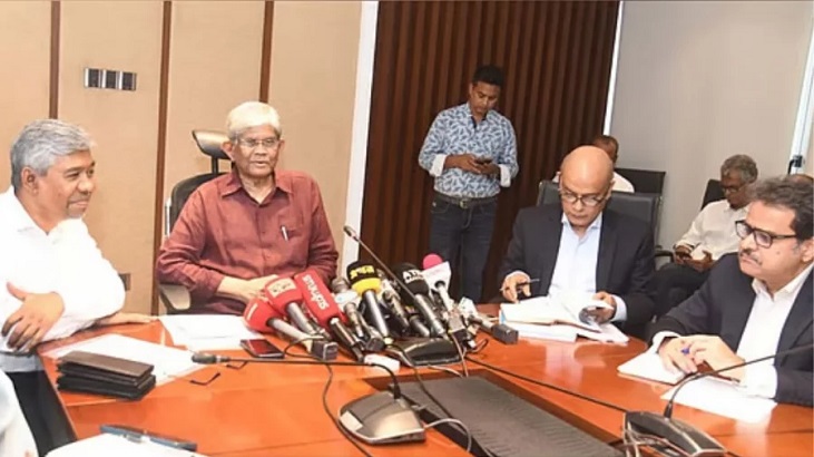 সরকারি চাকরিজীবীদের বেতন বাড়ছে ১৫০০ টাকা সরকারি চাকরিজীবীদের বেতন বাড়ছে ১৫০০ টাকা