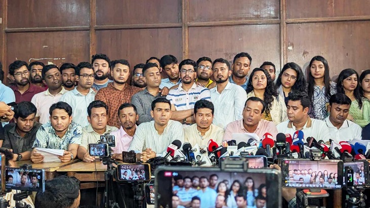 কুয়েটে হামলা মনিটরিং করেছেন হাসনাত আব্দুল্লাহ: ছাত্রদল কুয়েটে হামলা মনিটরিং করেছেন হাসনাত আব্দুল্লাহ: ছাত্রদল