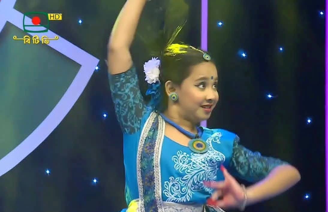 নতুন কুড়ি প্রতিযোগিতায় শিশু শিল্পী দিপশিখার কৃতিত্ব