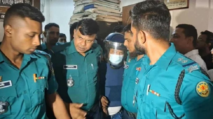 অভিনেতা সিদ্দিক ৭ দিনের রিমান্ডে অভিনেতা সিদ্দিক ৭ দিনের রিমান্ডে