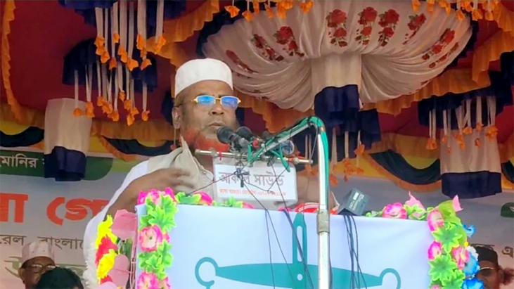 ‘জন্ম নিয়েই বাপের সঙ্গে পাল্লা দিও না’
