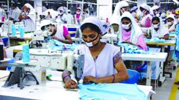 ৫ আগস্ট সব পোশাক কারখানায় সাধারণ ছুটি ঘোষণা
