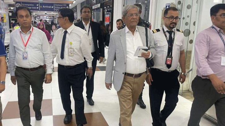 থাইল্যান্ডে গেলেন মির্জা ফখরুল থাইল্যান্ডে গেলেন মির্জা ফখরুল