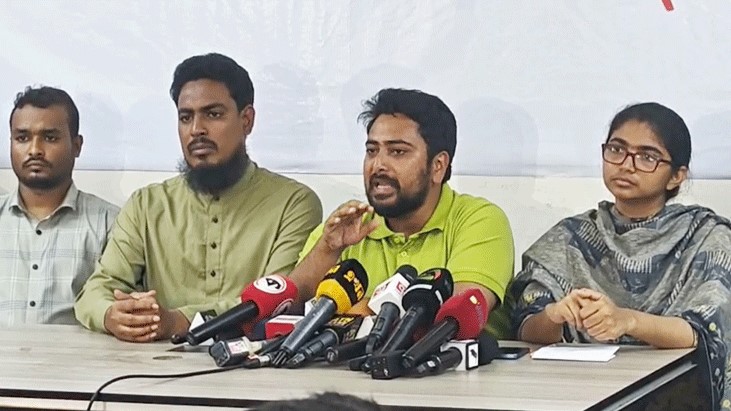 ‘সরকার দায়িত্বশীল হলে পরিস্থিতি নিয়ন্ত্রণের বাইরে যেতো না’