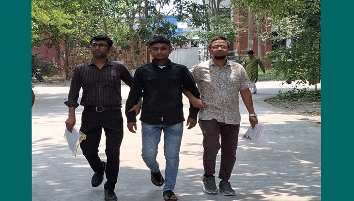 গুচ্ছ ভর্তি পরীক্ষায় প্রক্সি: বেরোবিতে যুবক আটক গুচ্ছ ভর্তি পরীক্ষায় প্রক্সি: বেরোবিতে যুবক আটক