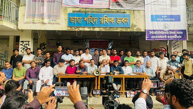 ‘ত্রিভুজ প্রেমের গল্প সাজিয়ে জোবায়েদের চরিত্র হরণের চেষ্টা’ ‘ত্রিভুজ প্রেমের গল্প সাজিয়ে জোবায়েদের চরিত্র হরণের চেষ্টা’