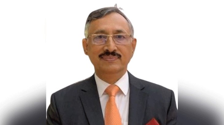 তোপের মুখে শিক্ষা সচিব জোবায়েরকে প্রত্যাহার