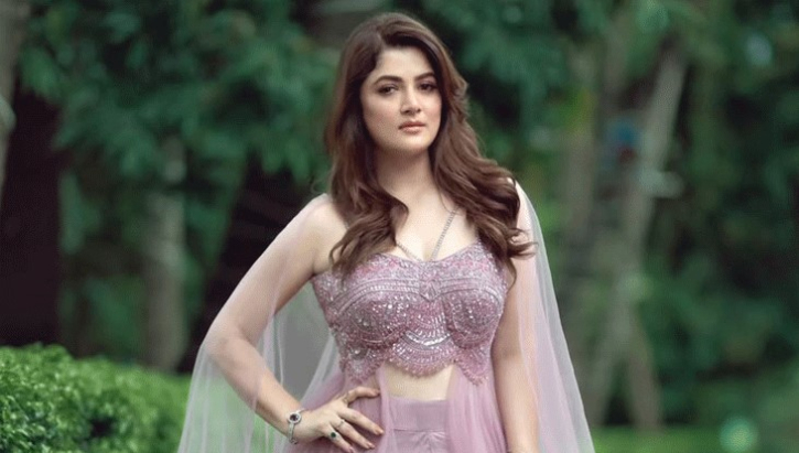 লেহেঙ্গায় আবেদনময়ী লুকে মুগ্ধতা ছড়ালেন শ্রাবন্তী লেহেঙ্গায় আবেদনময়ী লুকে মুগ্ধতা ছড়ালেন শ্রাবন্তী
