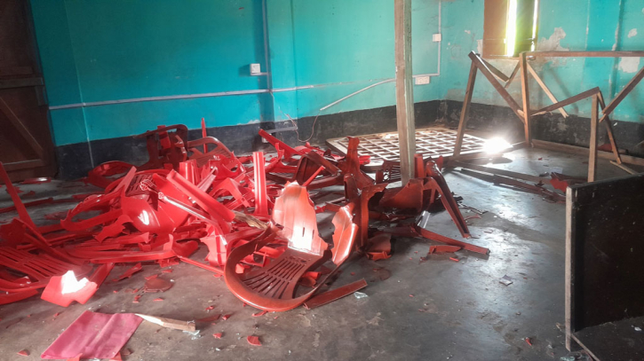 এনসিপি কার্যালয়-কর্মীর বাড়িতে ছাত্রদলের হামলা-ভাঙচুর