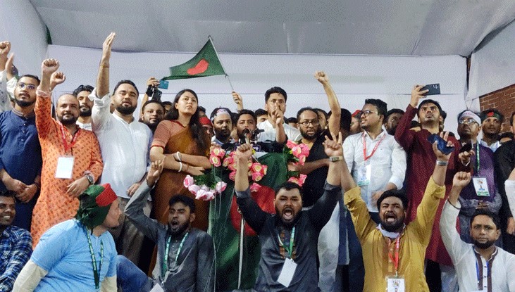 আমরা নতুন সংবিধানের জন্য রাজপথে নেমেছি: নাহিদ ইসলাম