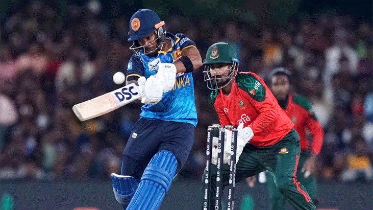 ব্যাটিংয়ে নেমে ৩ উইকেট হারিয়ে চাপে শ্রীলঙ্কা ব্যাটিংয়ে নেমে ৩ উইকেট হারিয়ে চাপে শ্রীলঙ্কা