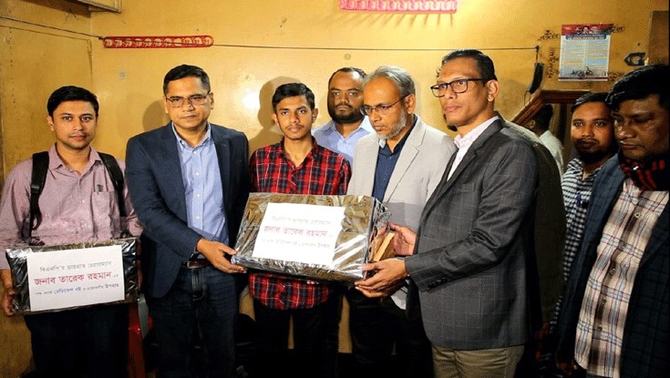 মেডিকেল ভর্তি পরীক্ষায় উত্তীর্ণ দুই শিক্ষার্থীর দায়িত্ব নিলেন তারেক রহমান মেডিকেল ভর্তি পরীক্ষায় উত্তীর্ণ দুই শিক্ষার্থীর দায়িত্ব নিলেন তারেক রহমান