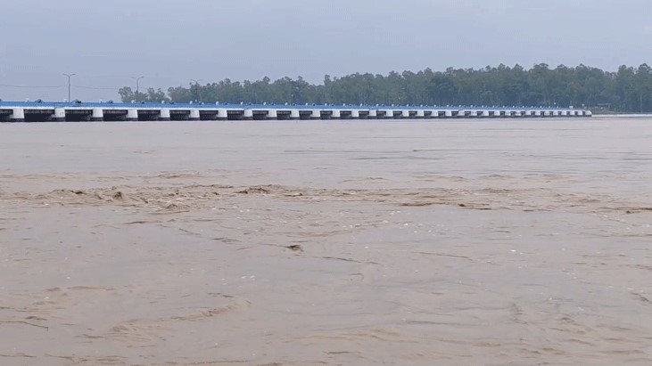 তিস্তায় বাড়ছে পানি, বন্যার শঙ্কা